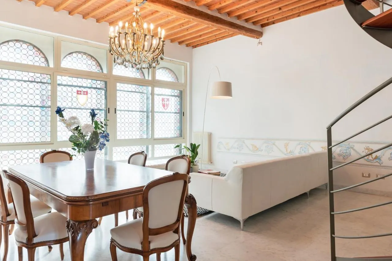 Exclusive Corso Italia Penthouse Apartment Pisa